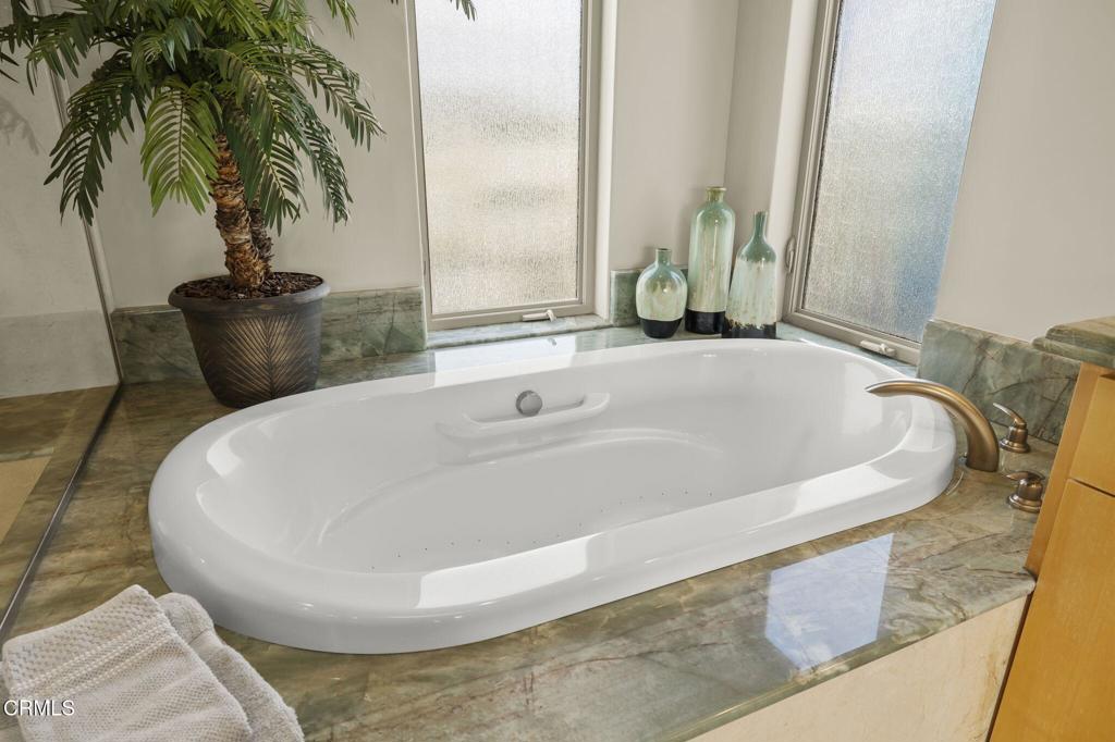 Oxnard, California, 93035, United States, 4 Bedrooms Bedrooms, ,3 BathroomsBathrooms,Residential,Active,2006988