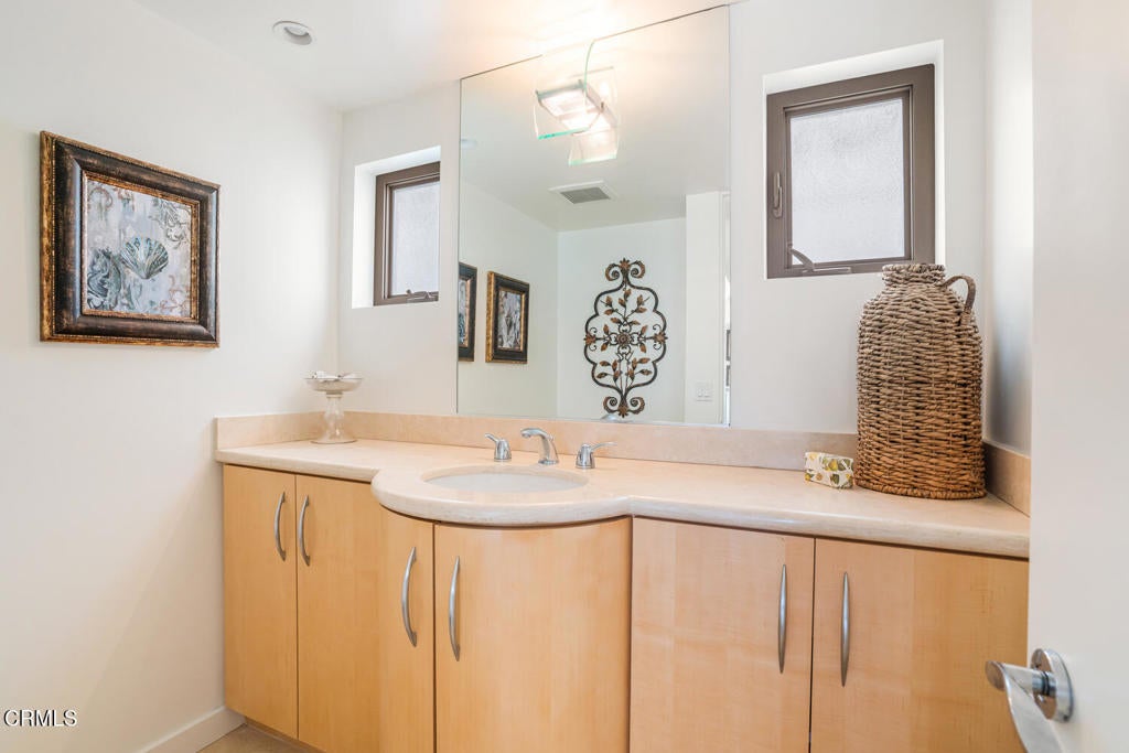 Oxnard, California, 93035, United States, 3 Bedrooms Bedrooms, ,4 BathroomsBathrooms,Residential,Active,1880199