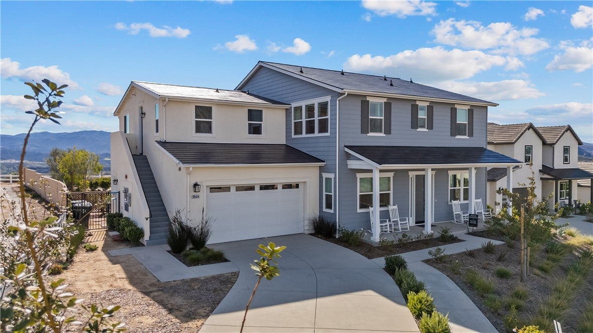 Castaic, California, 91384, United States, 6 Bedrooms Bedrooms, ,6 BathroomsBathrooms,Residential,Active,2006979