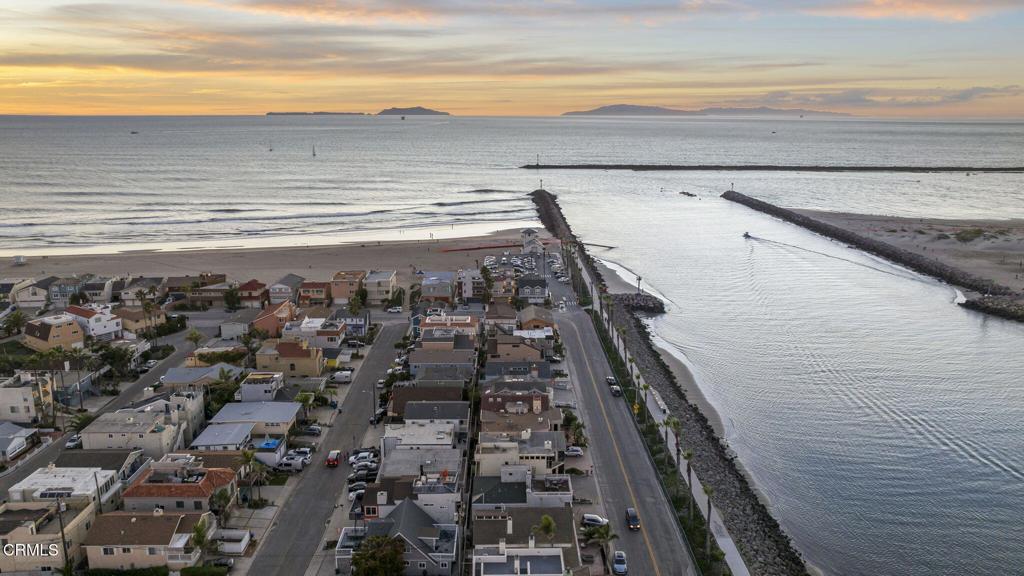 Oxnard, California, 93035, United States, 4 Bedrooms Bedrooms, ,4 BathroomsBathrooms,Residential,Active,1997596