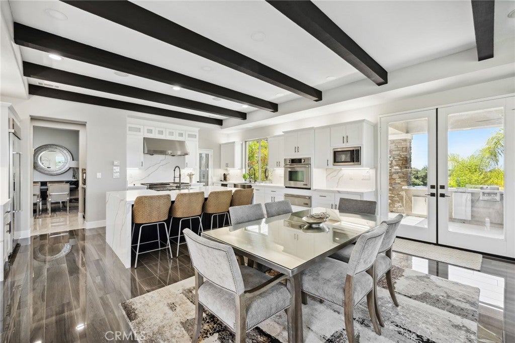 Yucaipa, California, 92399, United States, 4 Bedrooms Bedrooms, ,6 BathroomsBathrooms,Residential,Active,1858722