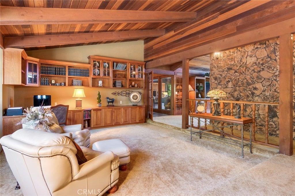 Yucaipa, California, 92399, United States, 4 Bedrooms Bedrooms, ,5 BathroomsBathrooms,Residential,Active,1990591