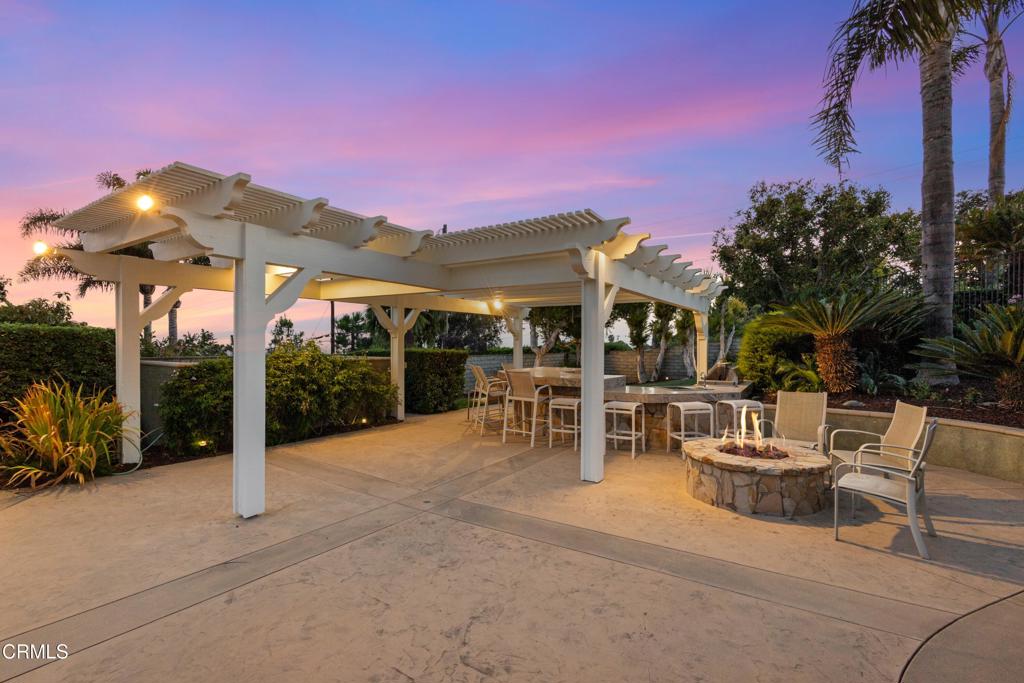 Camarillo, California, 93010, United States, 4 Bedrooms Bedrooms, ,4 BathroomsBathrooms,Residential,Active,1853635