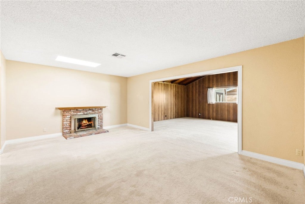 Garden Grove, California, 92845, United States, 4 Bedrooms Bedrooms, ,2 BathroomsBathrooms,Residential,Active,1915046
