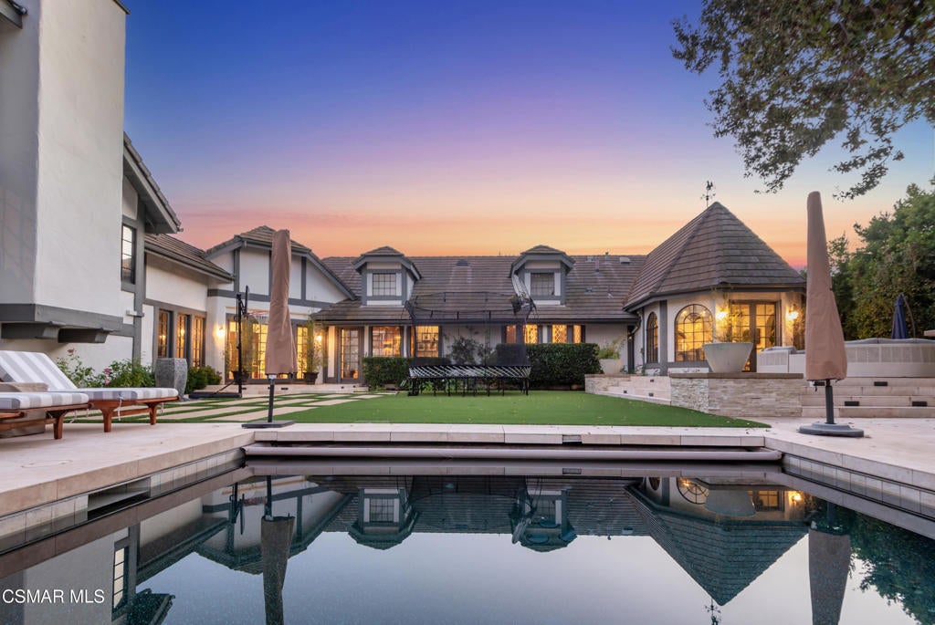 Thousand Oaks, California, 91362, United States, 4 Bedrooms Bedrooms, ,5 BathroomsBathrooms,Residential,Active,1985873