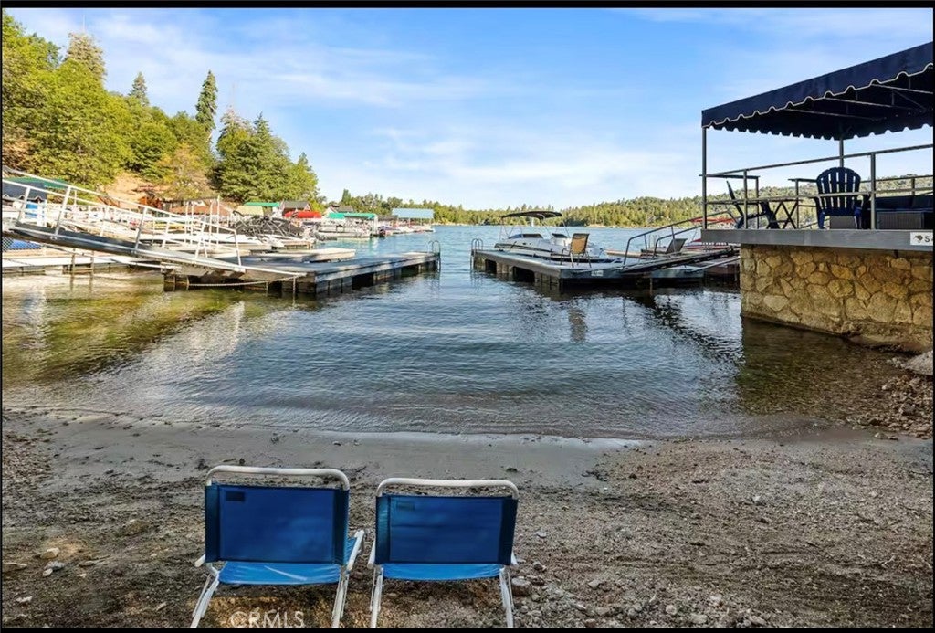 Lake Arrowhead, California, 92352, United States, 4 Bedrooms Bedrooms, ,3 BathroomsBathrooms,Residential,Active,1786792