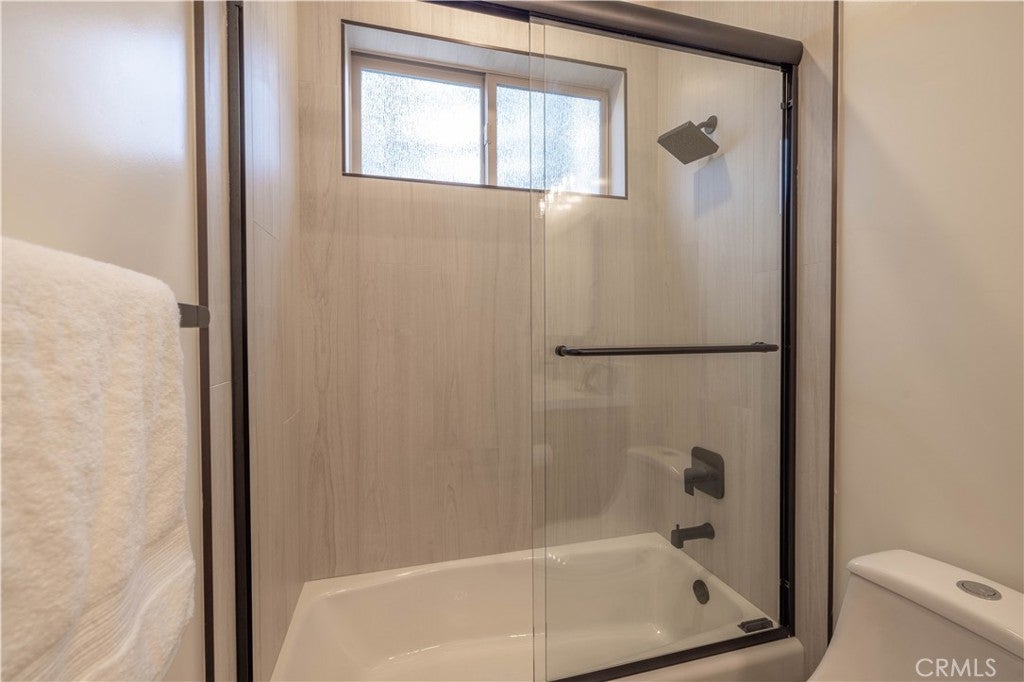 Big Bear City, California, 92314, United States, ,4 BathroomsBathrooms,Residential,Active,1839760