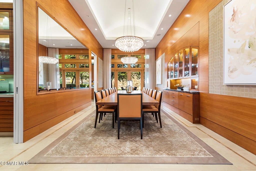 Thousand Oaks, California, 91362, United States, 6 Bedrooms Bedrooms, ,7 BathroomsBathrooms,Residential,Active,2007641