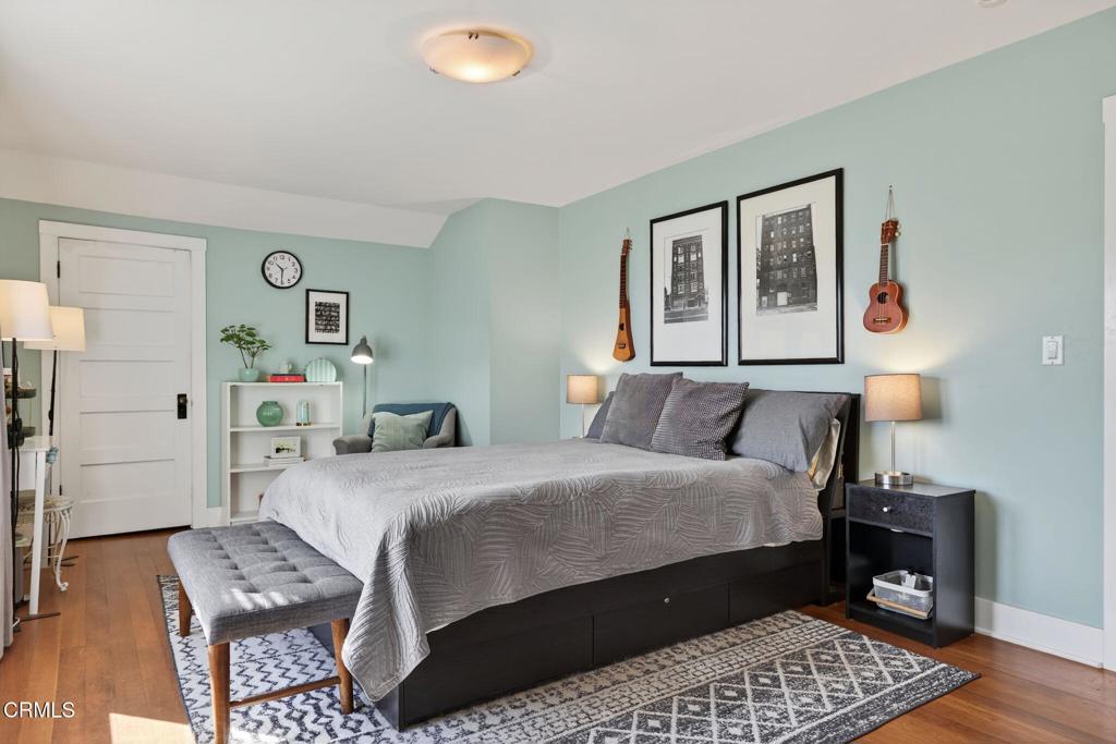 Oxnard, California, 93030, United States, 5 Bedrooms Bedrooms, ,2 BathroomsBathrooms,Residential,Active,1985561