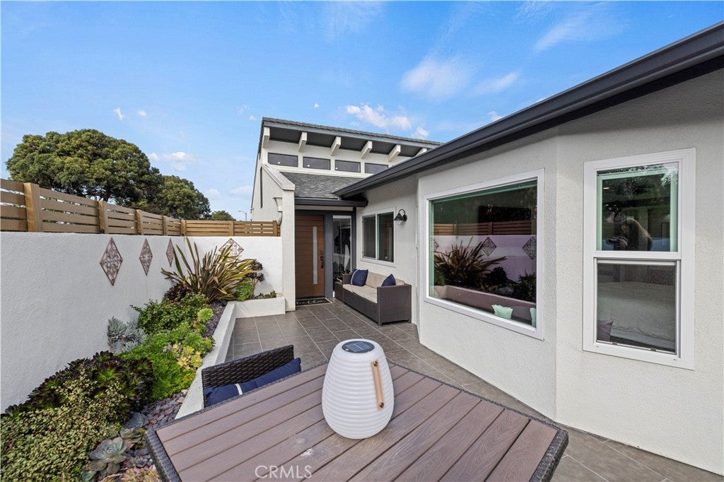 Oxnard, California, 93035, United States, 2 Bedrooms Bedrooms, ,2 BathroomsBathrooms,Residential,Active,2012806