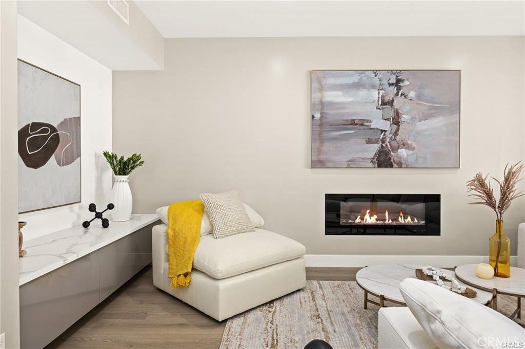 Pasadena, California, 91107, United States, 5 Bedrooms Bedrooms, ,6 BathroomsBathrooms,Residential,Active,1960137