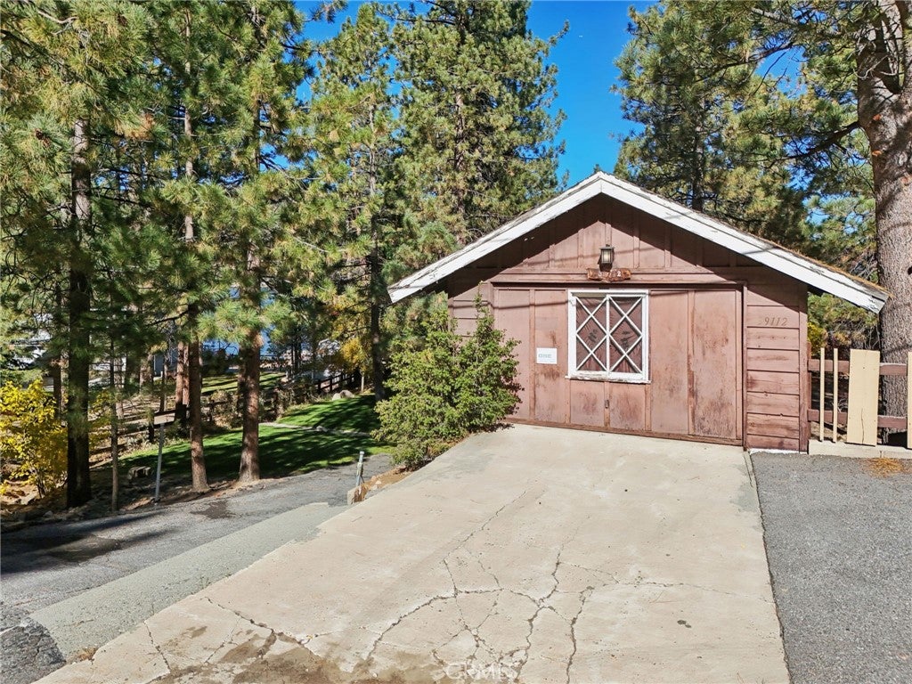 Big Bear Lake, California, 92315, United States, 4 Bedrooms Bedrooms, ,4 BathroomsBathrooms,Residential,Active,1988472