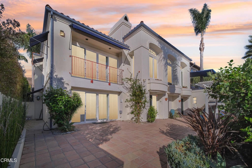 Ventura, California, 93001, United States, ,4 BathroomsBathrooms,Residential,Active,1853317