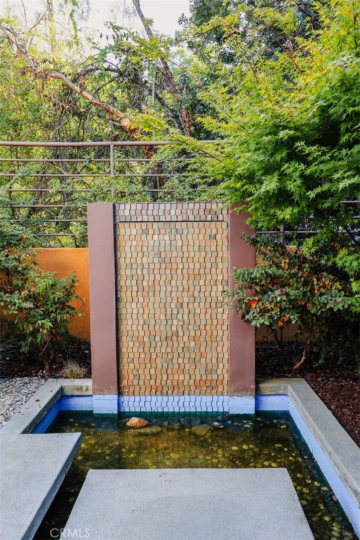 South Pasadena, California, 91030, United States, 4 Bedrooms Bedrooms, ,5 BathroomsBathrooms,Residential,Active,1968417