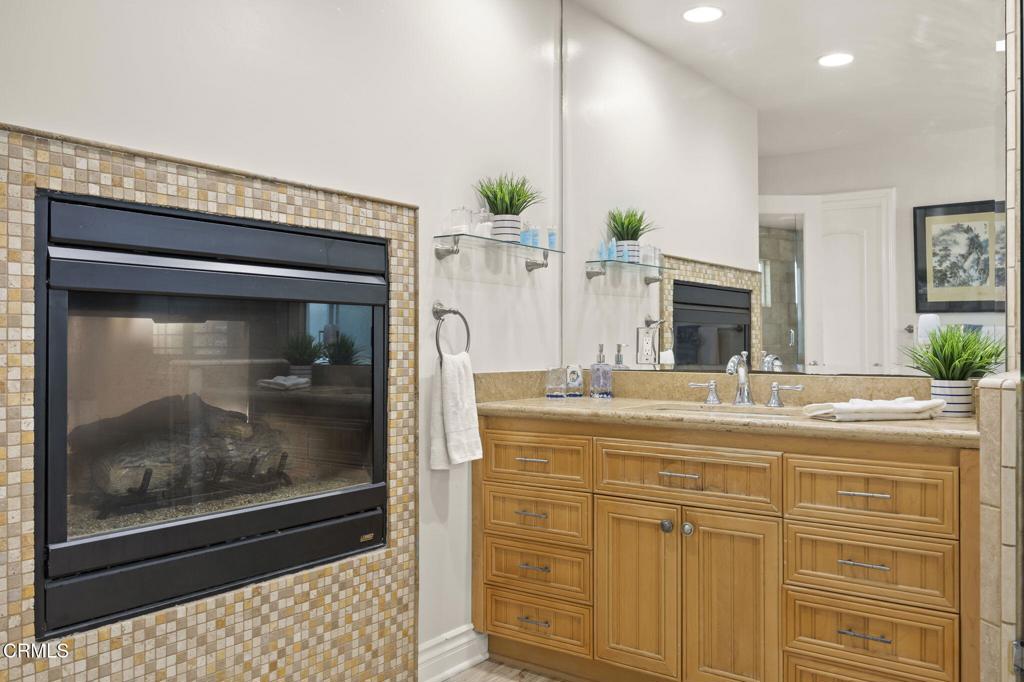 Oxnard, California, 93035, United States, 3 Bedrooms Bedrooms, ,3 BathroomsBathrooms,Residential,Active,1757626