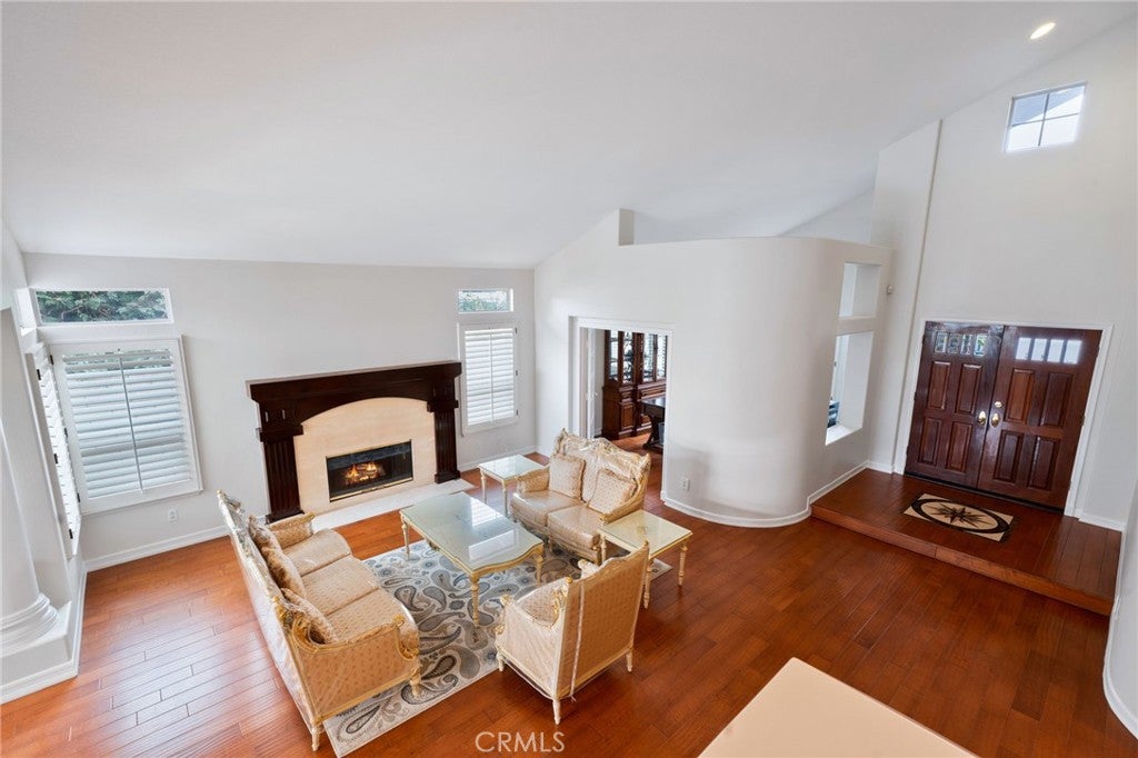 Cypress, California, 90630, United States, 4 Bedrooms Bedrooms, ,4 BathroomsBathrooms,Residential,Active,1945840