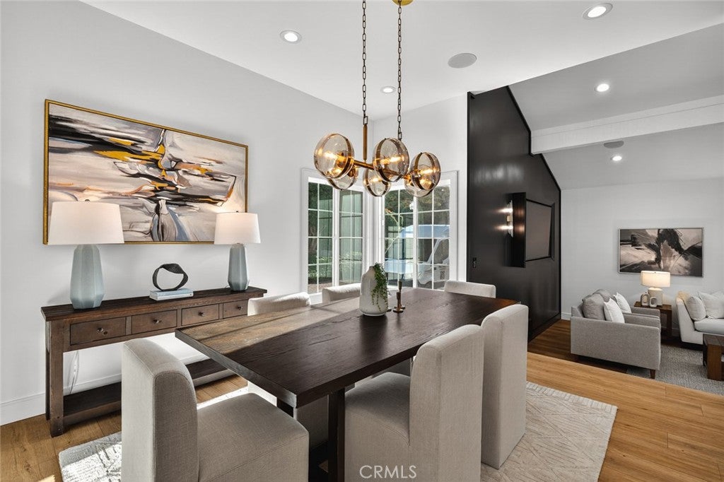 Anaheim, California, 92807, United States, 4 Bedrooms Bedrooms, ,3 BathroomsBathrooms,Residential,Active,1990042