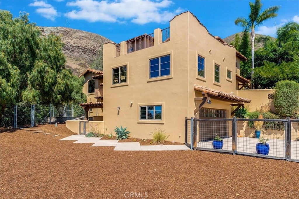 San Luis Obispo, California, 93401, United States, 5 Bedrooms Bedrooms, ,5 BathroomsBathrooms,Residential,Active,1943782