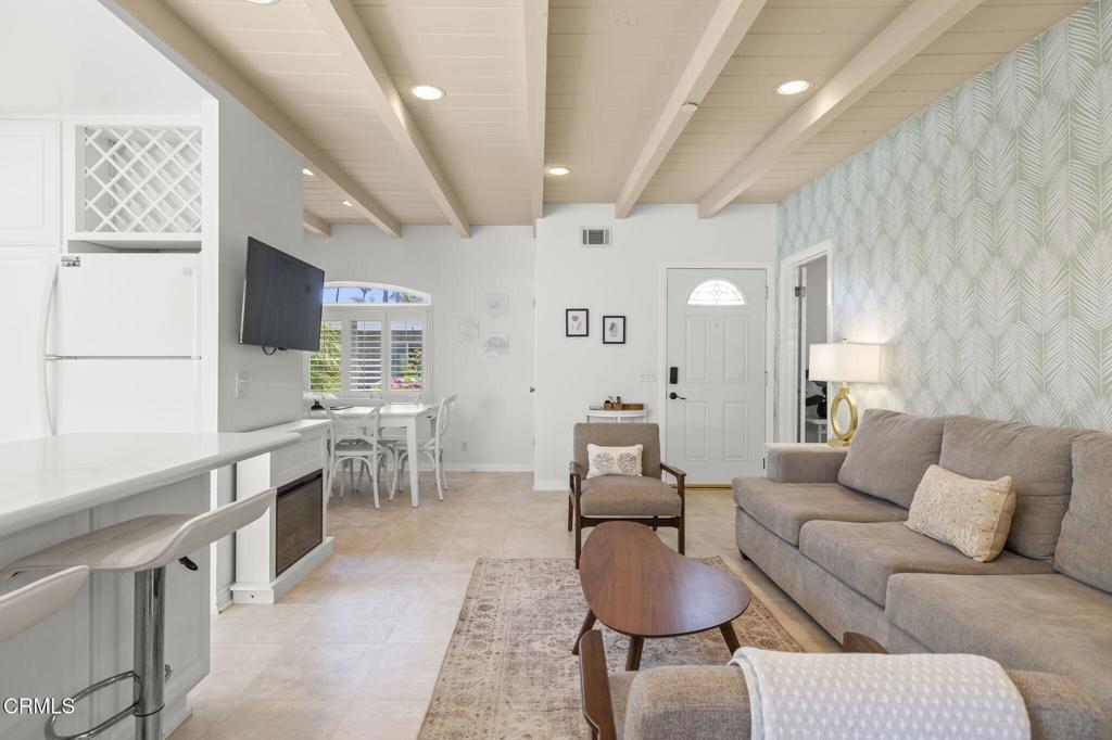 Ventura, California, 93001, United States, ,3 BathroomsBathrooms,Residential,Active,1829931