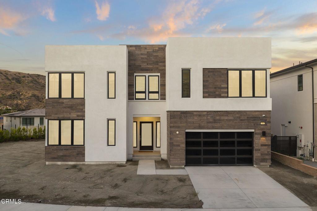 Porter Ranch, California, 91326, United States, 5 Bedrooms Bedrooms, ,6 BathroomsBathrooms,Residential,Active,1965808