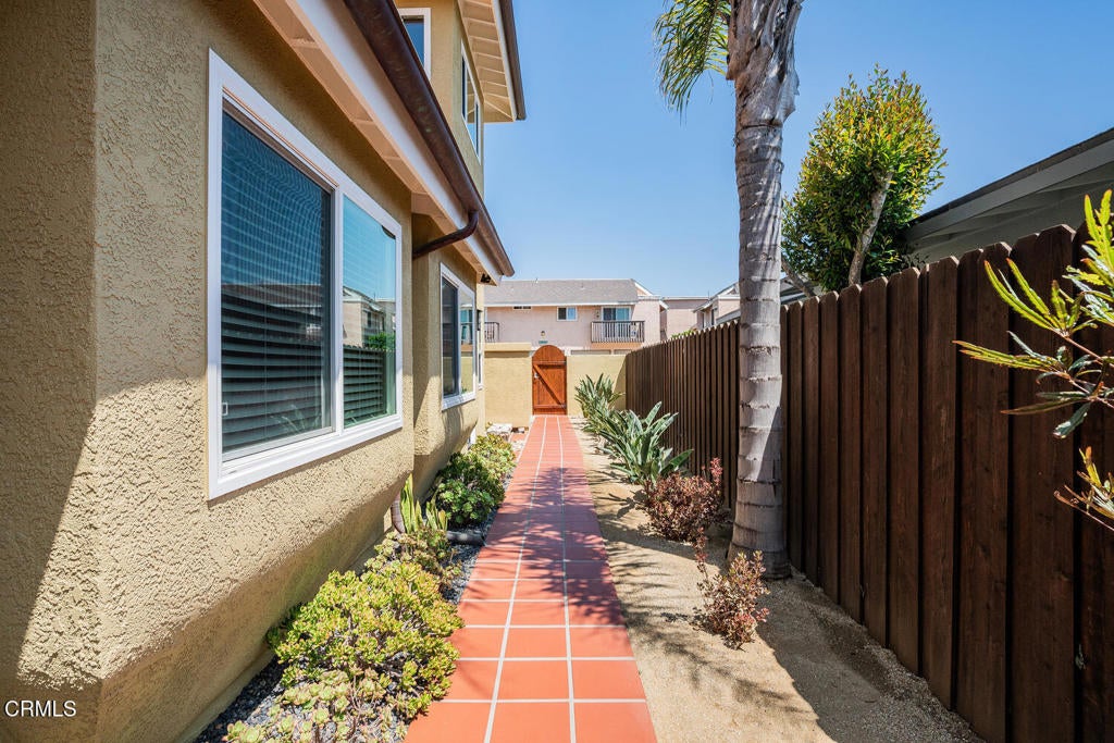 Oxnard, California, 93035, United States, 5 Bedrooms Bedrooms, ,4 BathroomsBathrooms,Residential,Active,1899886