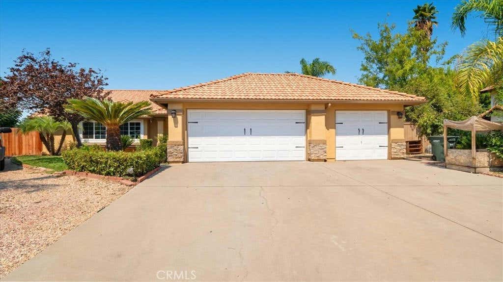 1573 NAPA CT, SAN JACINTO, CA 92583, photo 1 of 17