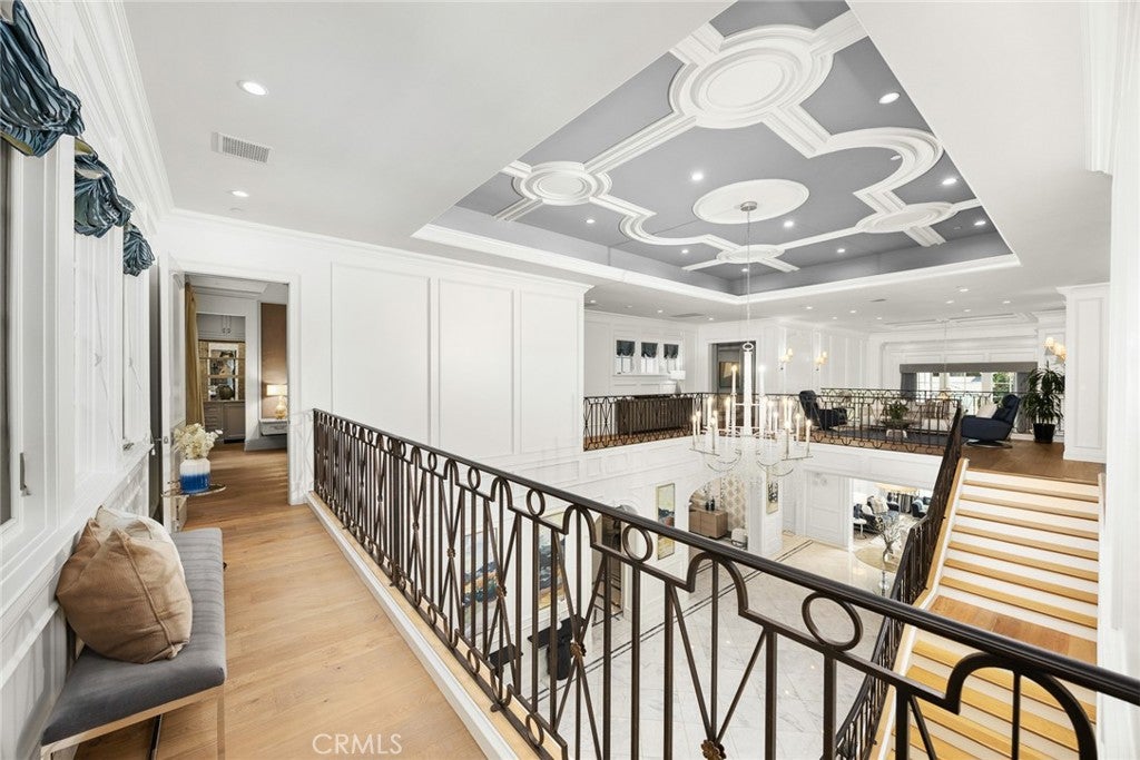 Arcadia, California, 91006, United States, 6 Bedrooms Bedrooms, ,8 BathroomsBathrooms,Residential,Active,1933891
