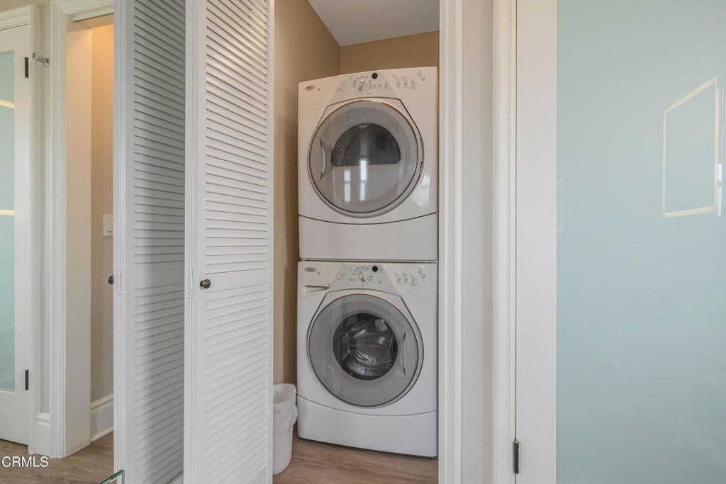 Oxnard, California, 93035, United States, 4 Bedrooms Bedrooms, ,5 BathroomsBathrooms,Residential,Active,1946436