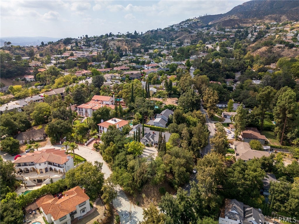 Glendale, California, 91207, United States, 4 Bedrooms Bedrooms, ,4 BathroomsBathrooms,Residential,Active,1945087