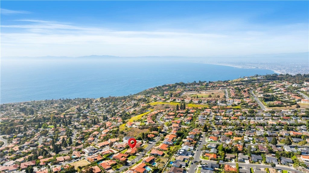 Palos Verdes Estates, California, 90274, United States, 4 Bedrooms Bedrooms, ,3 BathroomsBathrooms,Residential,Active,1922529