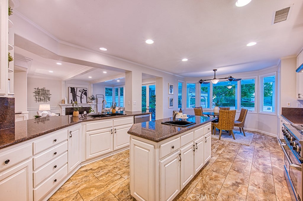 Trabuco Canyon, California, 92679, United States, 5 Bedrooms Bedrooms, ,5 BathroomsBathrooms,Residential,Active,1964270