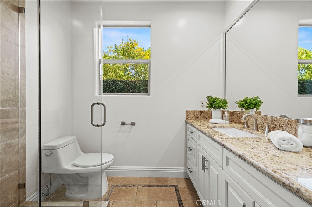 Encino, California, 91436, United States, 7 Bedrooms Bedrooms, ,7 BathroomsBathrooms,Residential,Active,1922652