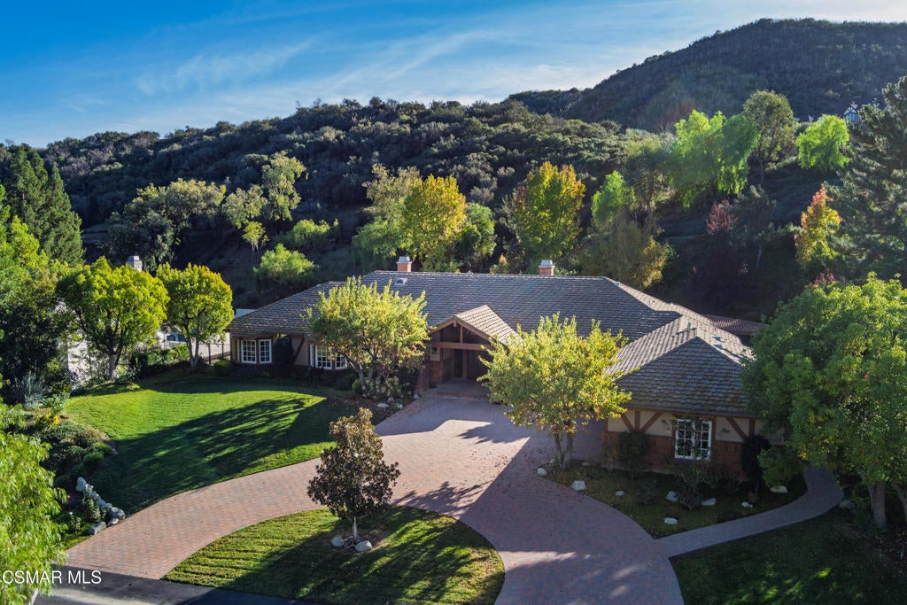 Agoura Hills, California, 91301, United States, 5 Bedrooms Bedrooms, ,5 BathroomsBathrooms,Residential,Active,1990655