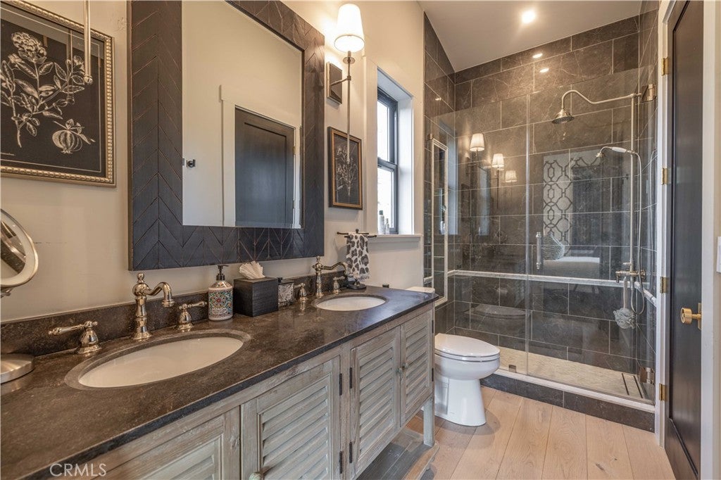 Big Bear City, California, 92314, United States, 5 Bedrooms Bedrooms, ,5 BathroomsBathrooms,Residential,Active,1702356