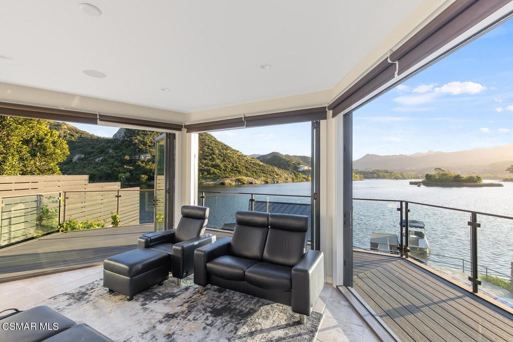 Lake Sherwood, California, 91361, United States, ,4 BathroomsBathrooms,Residential,Active,1820410