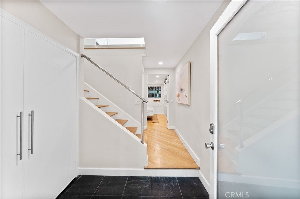 West Hollywood, California, 90069, United States, 3 Bedrooms Bedrooms, ,4 BathroomsBathrooms,Residential,Active,1922666