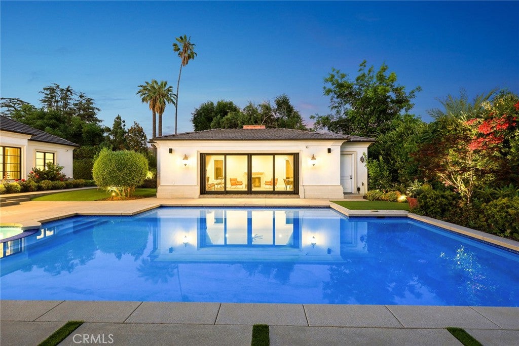 Arcadia, California, 91007, United States, 6 Bedrooms Bedrooms, ,7 BathroomsBathrooms,Residential,Pending,1898195