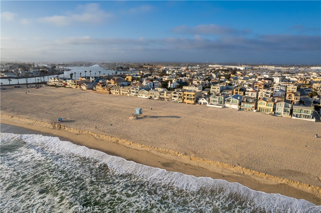 Oxnard, California, 93035, United States, ,4 BathroomsBathrooms,Residential,Active,1839447