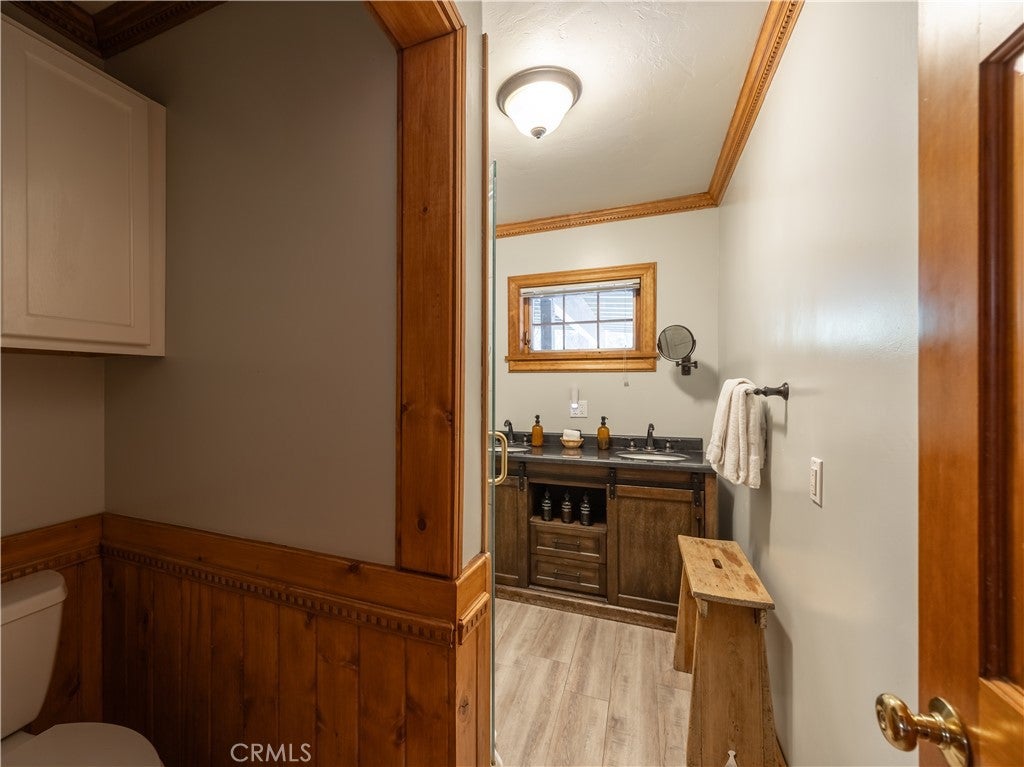 Big Bear Lake, California, 92315, United States, 4 Bedrooms Bedrooms, ,3 BathroomsBathrooms,Residential,Contingent,1945531
