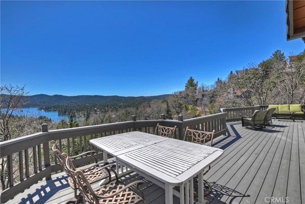 Lake Arrowhead, California, 92352, United States, ,5 BathroomsBathrooms,Residential,Active,1781875