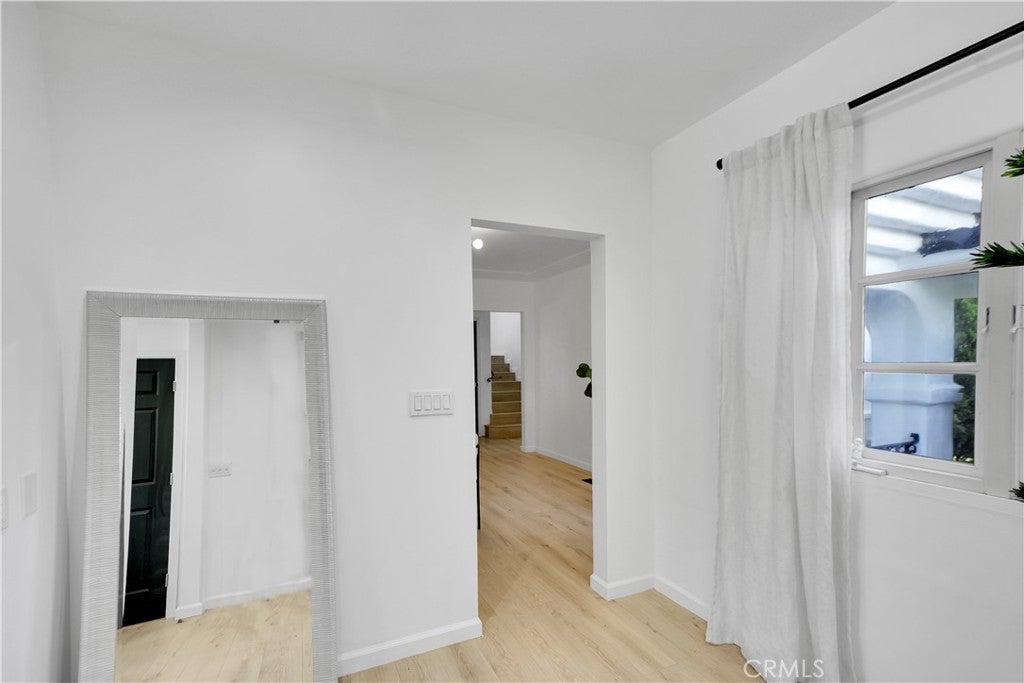 Glendale, California, 91206, United States, 4 Bedrooms Bedrooms, ,3 BathroomsBathrooms,Residential,Active,1963262