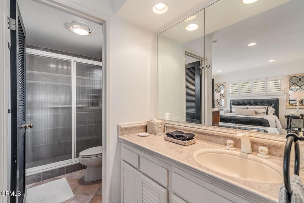 Oxnard, California, 93035, United States, 3 Bedrooms Bedrooms, ,2 BathroomsBathrooms,Residential,Active,1989783