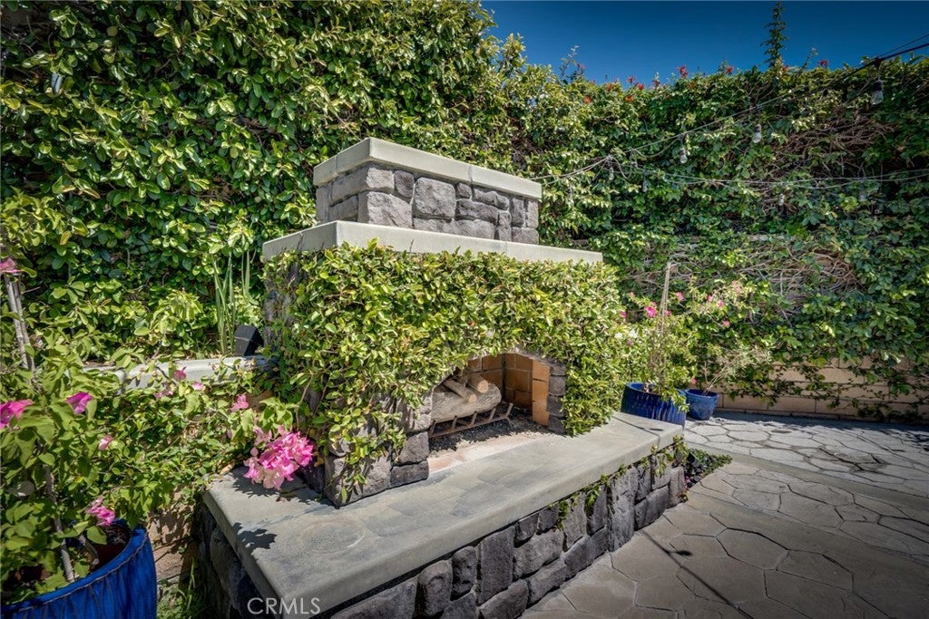 Huntington Beach, California, 92647, United States, 4 Bedrooms Bedrooms, ,3 BathroomsBathrooms,Residential,Active,2037145