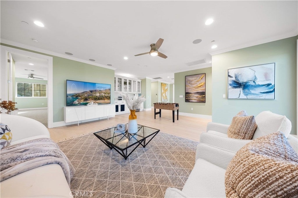 Walnut, California, 91789, United States, 5 Bedrooms Bedrooms, ,7 BathroomsBathrooms,Residential,Active,1903230