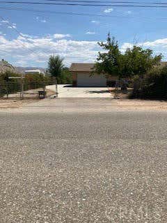 17569 REDBUD ST, HESPERIA, CA 92345 - Image 1