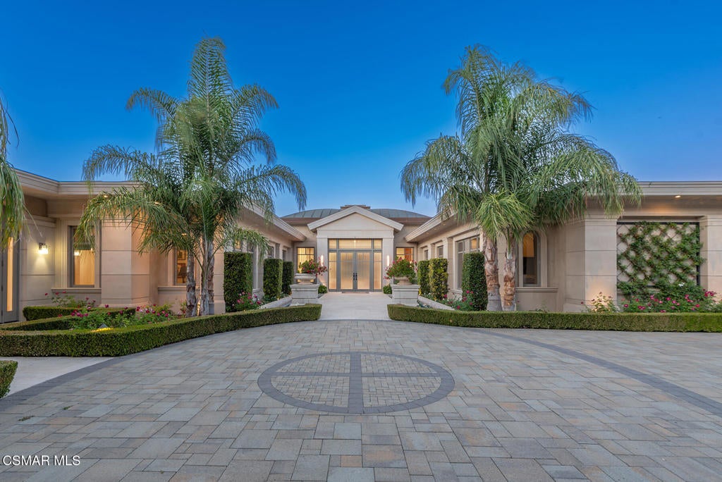 Thousand Oaks, California, 91362, United States, 6 Bedrooms Bedrooms, ,7 BathroomsBathrooms,Residential,Active,2007641