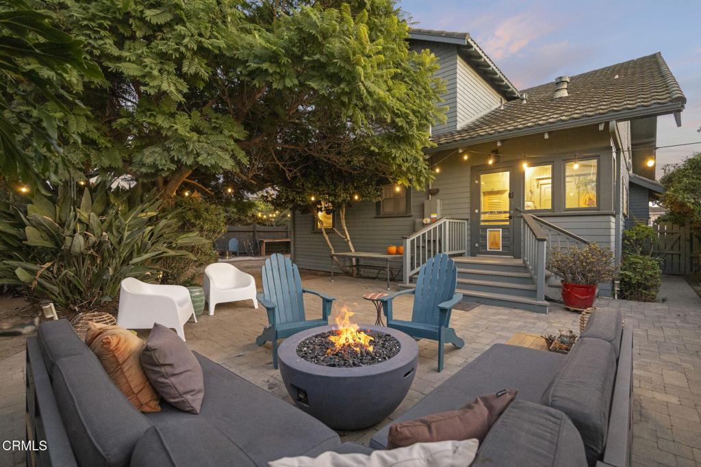 Oxnard, California, 93030, United States, 5 Bedrooms Bedrooms, ,2 BathroomsBathrooms,Residential,Active,1985561