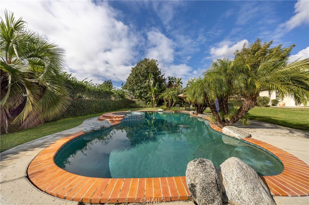 Arcadia, California, 91007, United States, 6 Bedrooms Bedrooms, ,7 BathroomsBathrooms,Residential,Active,1994965