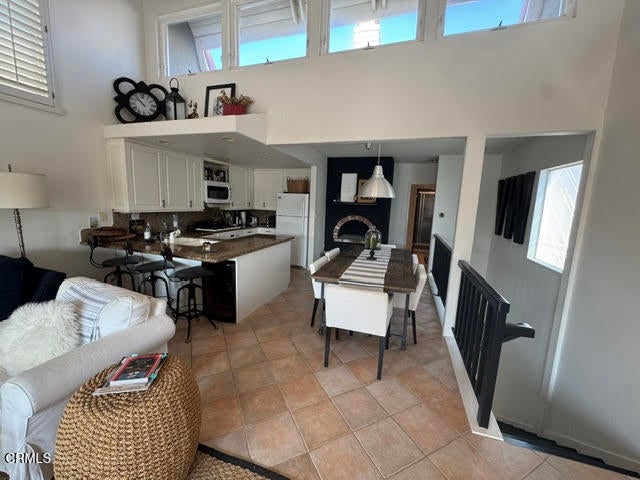 Oxnard, California, 93035, United States, 3 Bedrooms Bedrooms, ,2 BathroomsBathrooms,Residential,Active,1989783