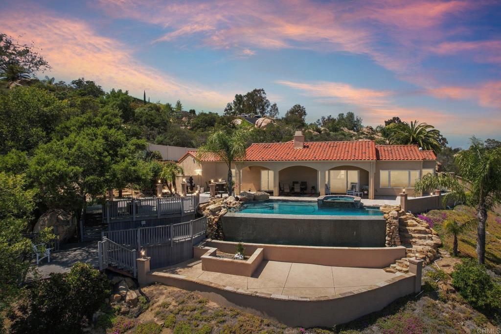 Fallbrook, California, 92028, United States, 3 Bedrooms Bedrooms, ,2 BathroomsBathrooms,Residential,Pending,1929395